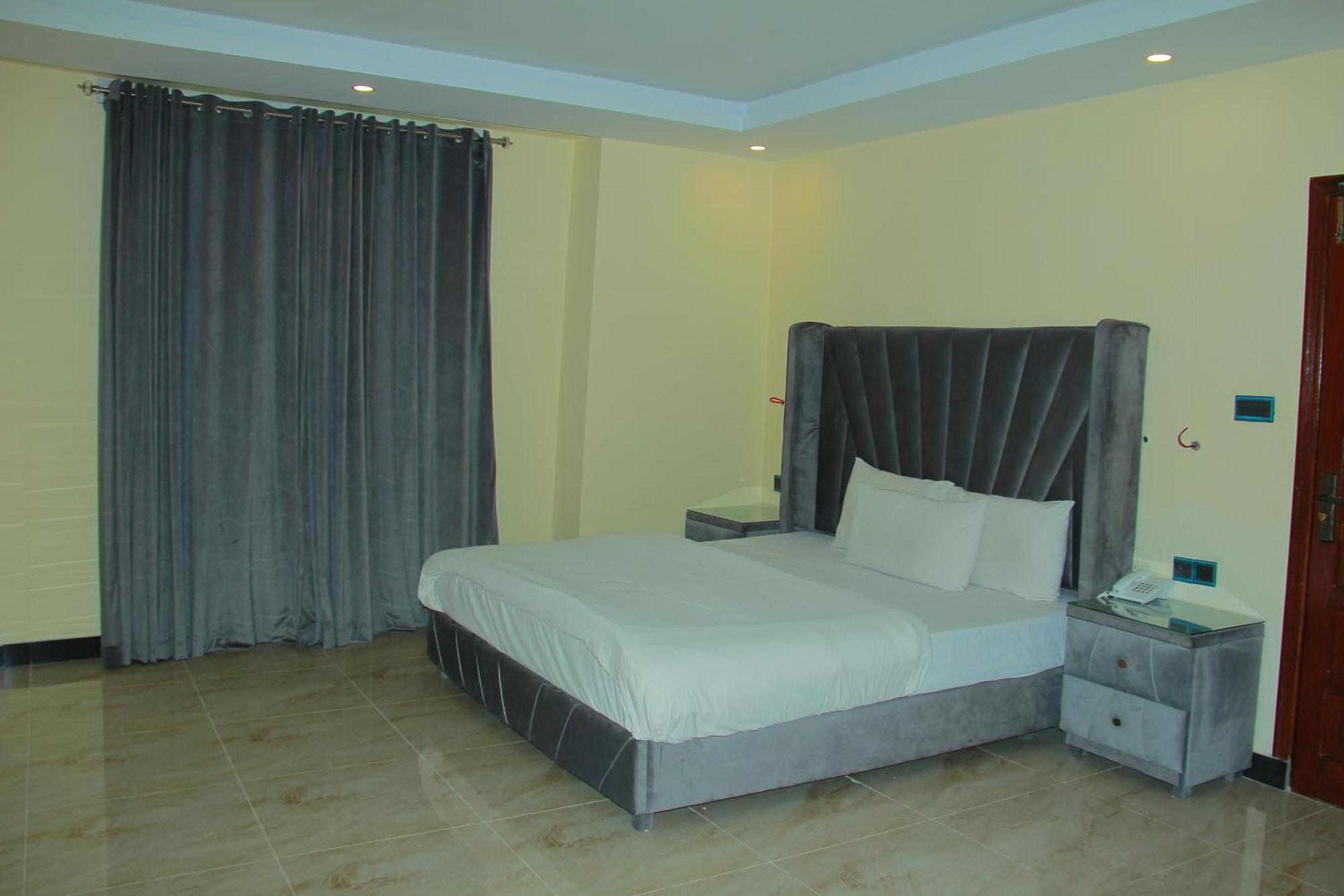Presidential Suite